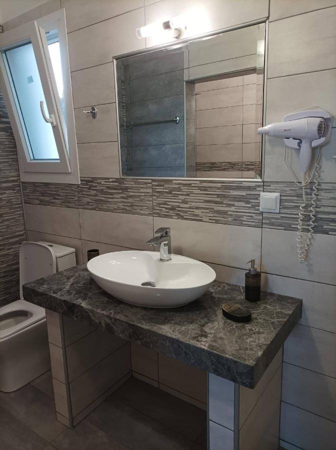 Αlexandros Apartment Votsi  Extérieur photo