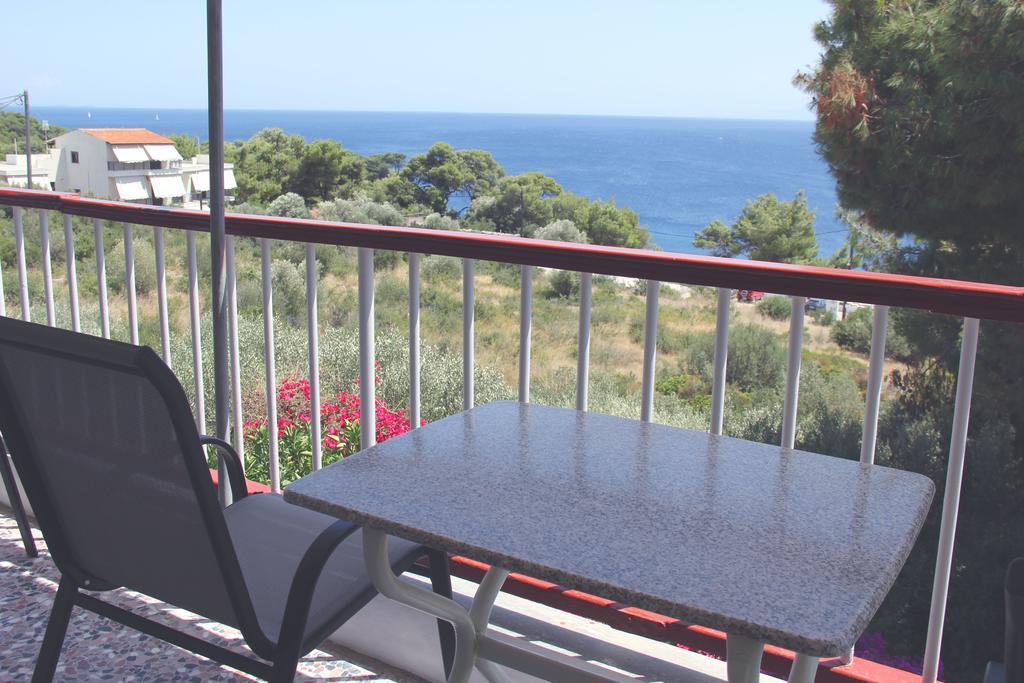 Αlexandros Apartment Votsi  Extérieur photo