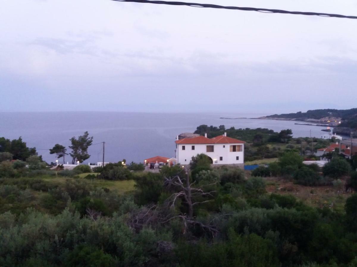 Αlexandros Apartment Votsi  Extérieur photo