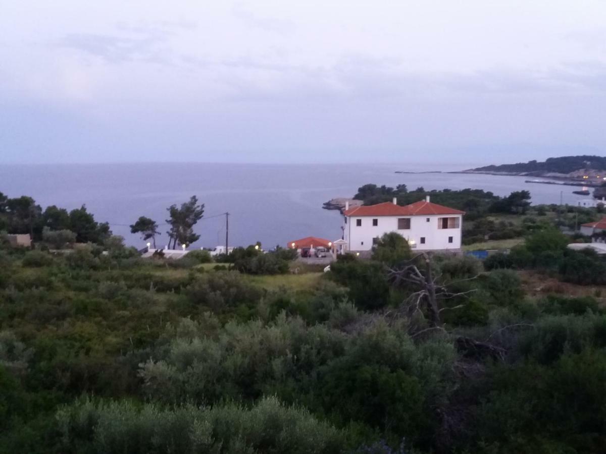 Αlexandros Apartment Votsi  Extérieur photo